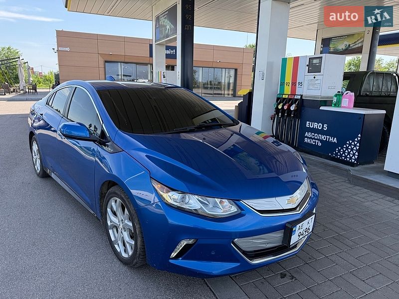 Хетчбек Chevrolet Volt 2016 в Дніпрі