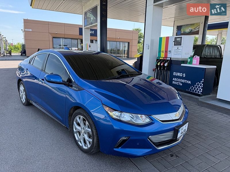 Хетчбек Chevrolet Volt 2016 в Дніпрі
