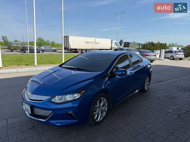 Хетчбек Chevrolet Volt 2016 в Дніпрі