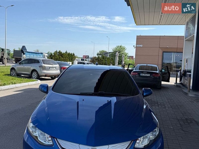 Хетчбек Chevrolet Volt 2016 в Дніпрі