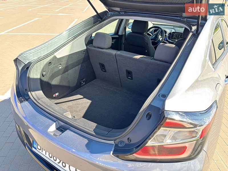 Хэтчбек Chevrolet Volt 2018 в Сумах