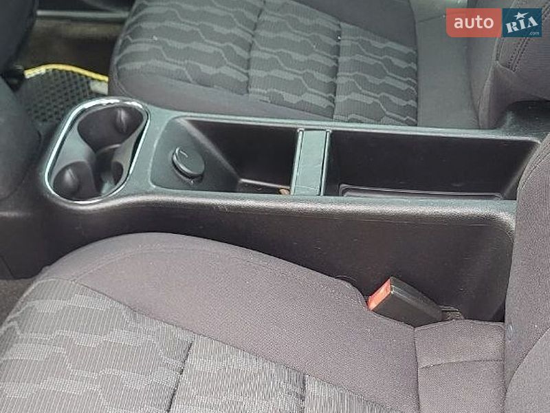 Хэтчбек Chevrolet Volt 2012 в Монастыриске