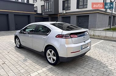 Хэтчбек Chevrolet Volt 2013 в Ивано-Франковске