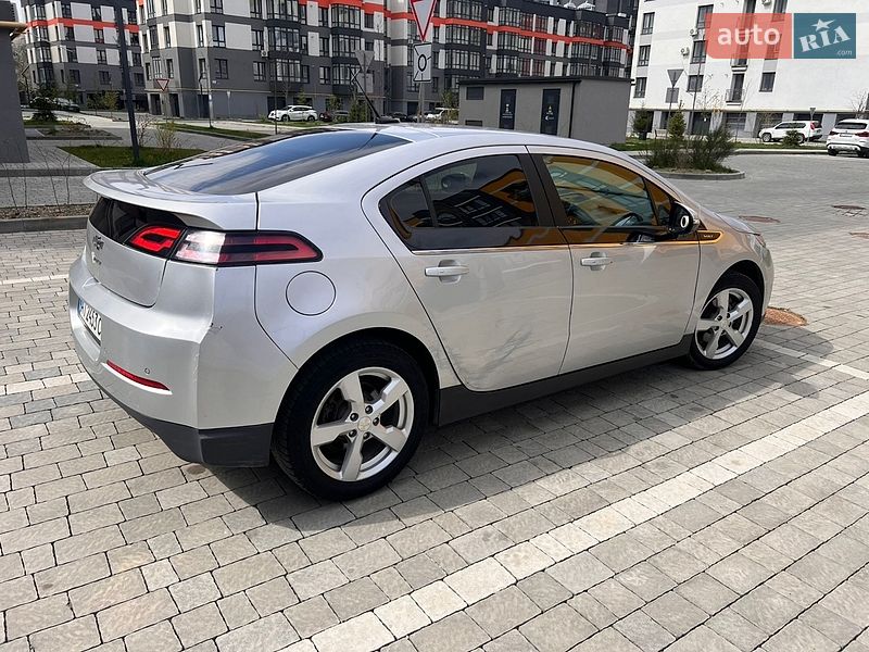 Хетчбек Chevrolet Volt 2013 в Івано-Франківську