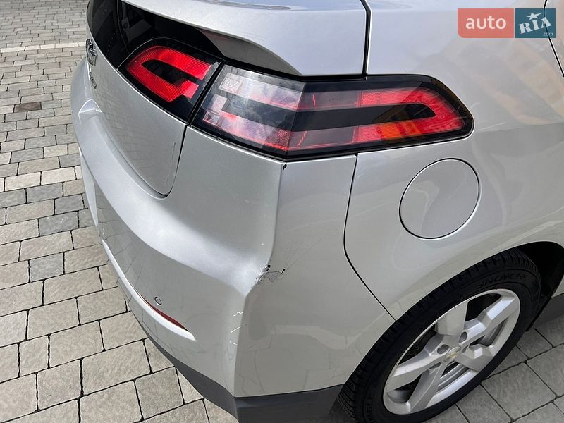 Хэтчбек Chevrolet Volt 2013 в Ивано-Франковске