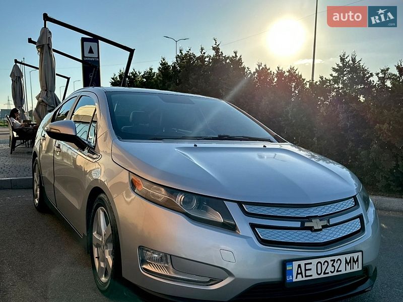 Хэтчбек Chevrolet Volt 2011 в Днепре