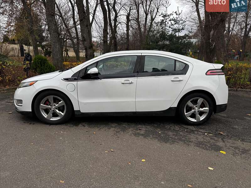 Хетчбек Chevrolet Volt 2012 в Києві