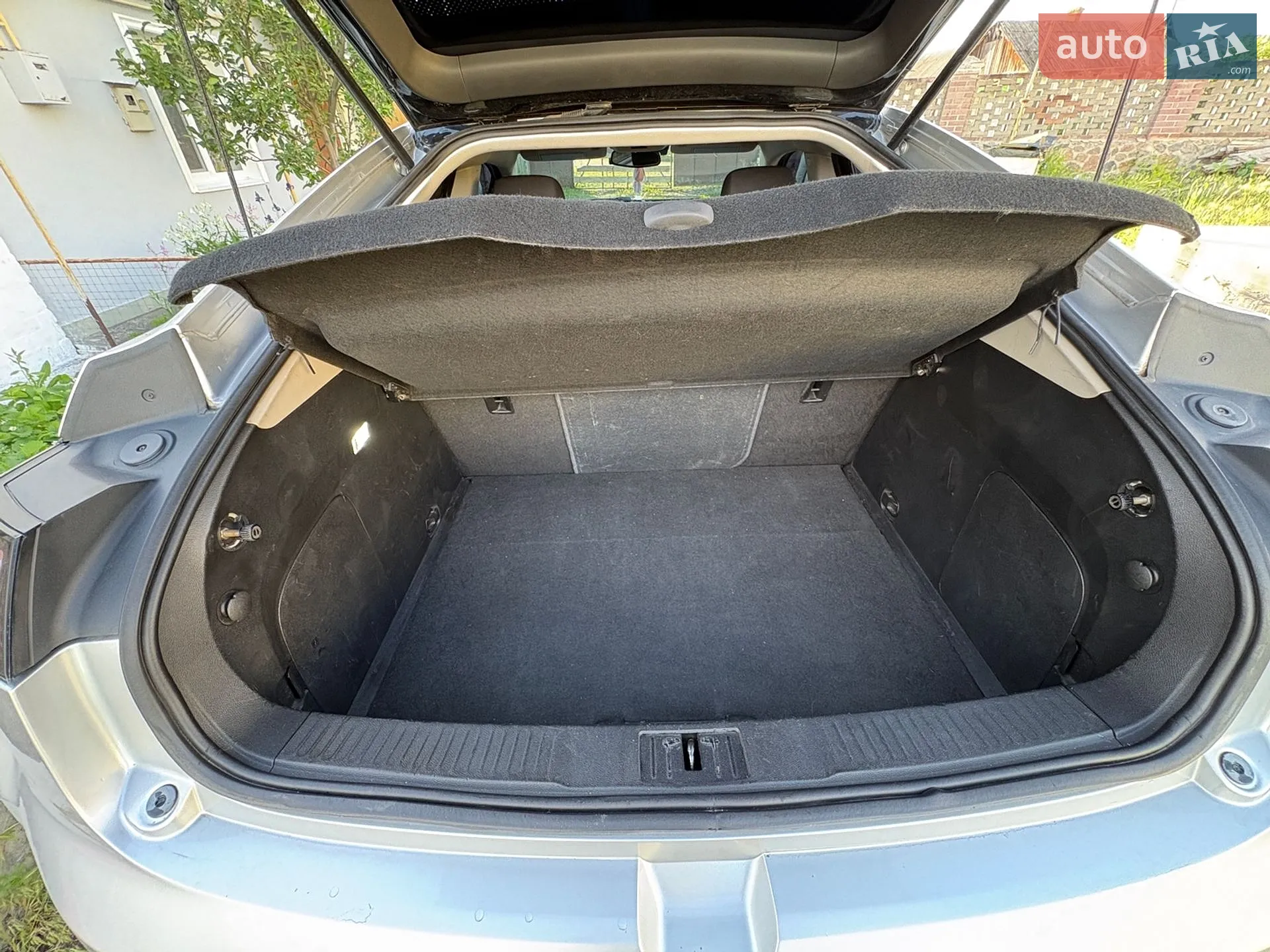2012 Chevrolet Volt - мініатюра 27
