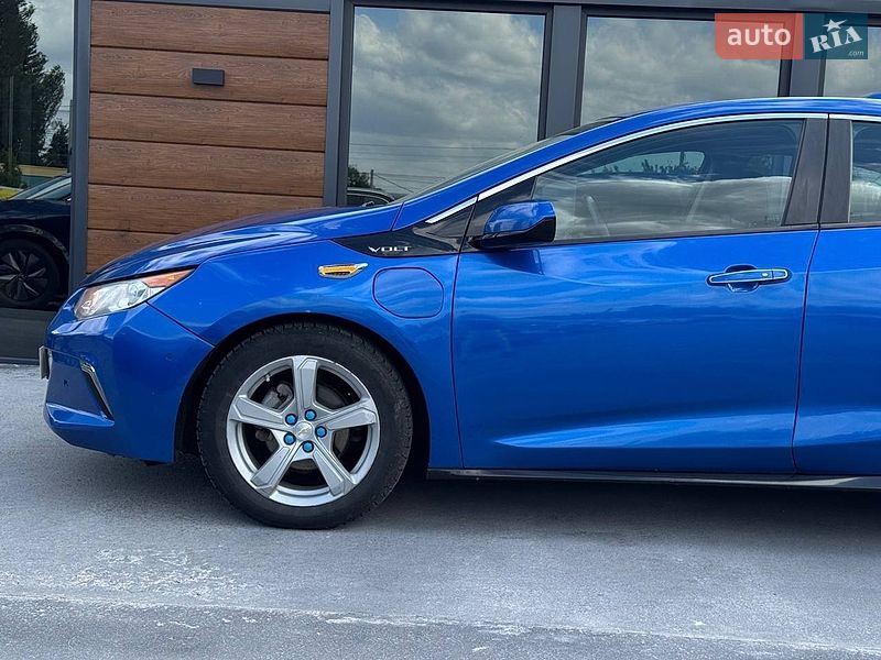 Хетчбек Chevrolet Volt 2017 в Рівному