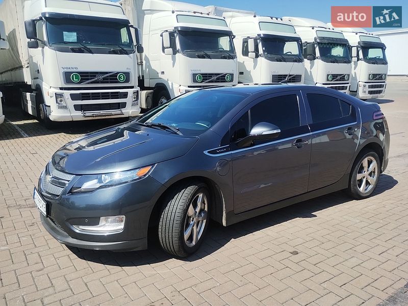 Хетчбек Chevrolet Volt 2013 в Черкасах фото 2 Хетчбек Chevrolet Volt 2013 в Черкасах