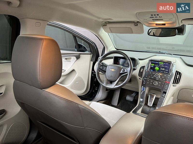 Хэтчбек Chevrolet Volt 2012 в Луцке