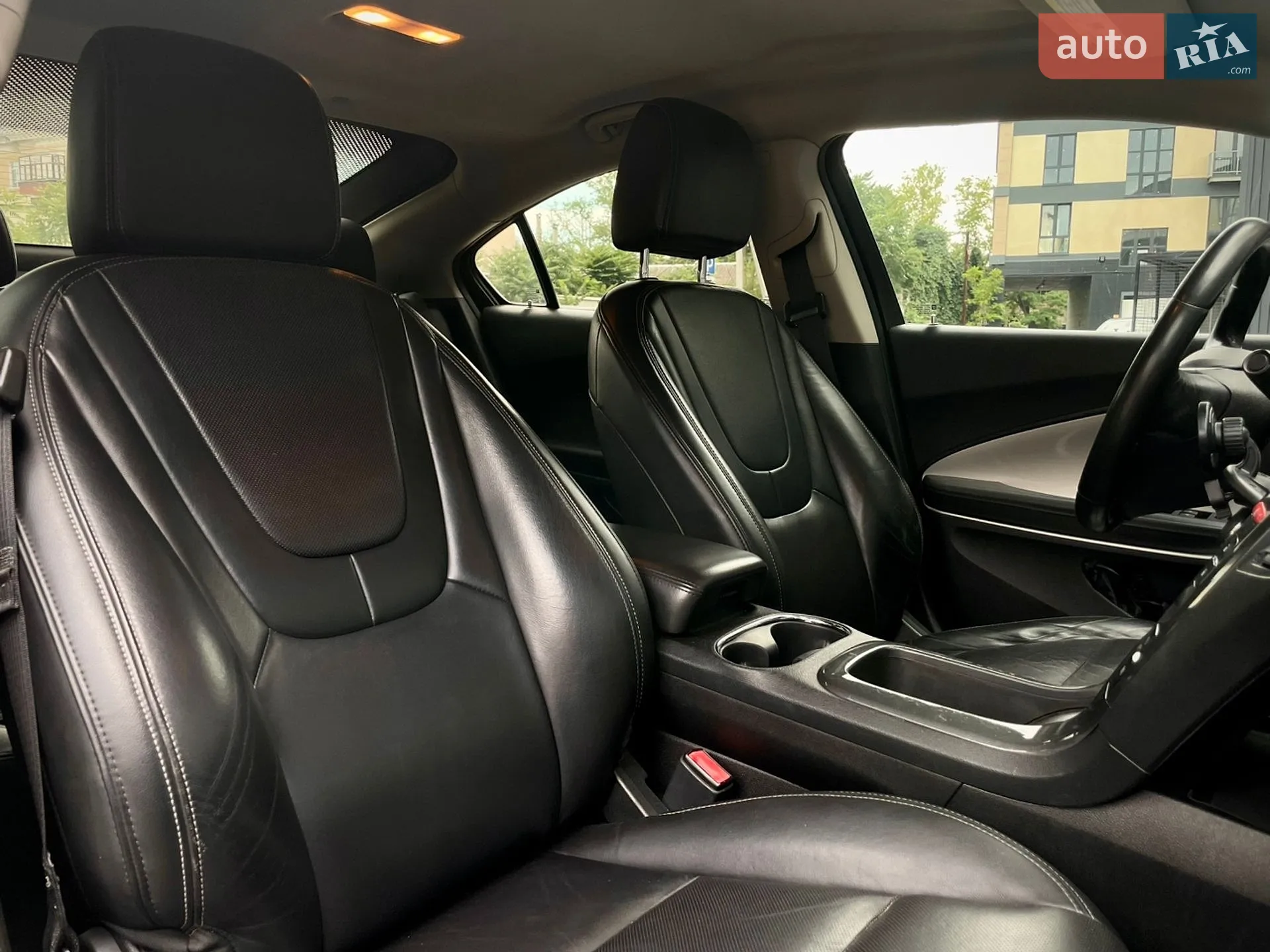2012 Chevrolet Volt - мініатюра 11