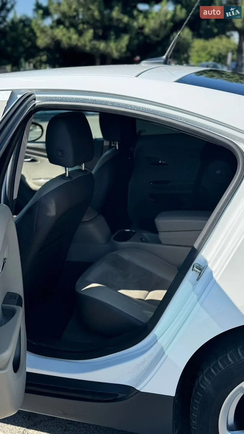 2013 Chevrolet Volt - мініатюра 13