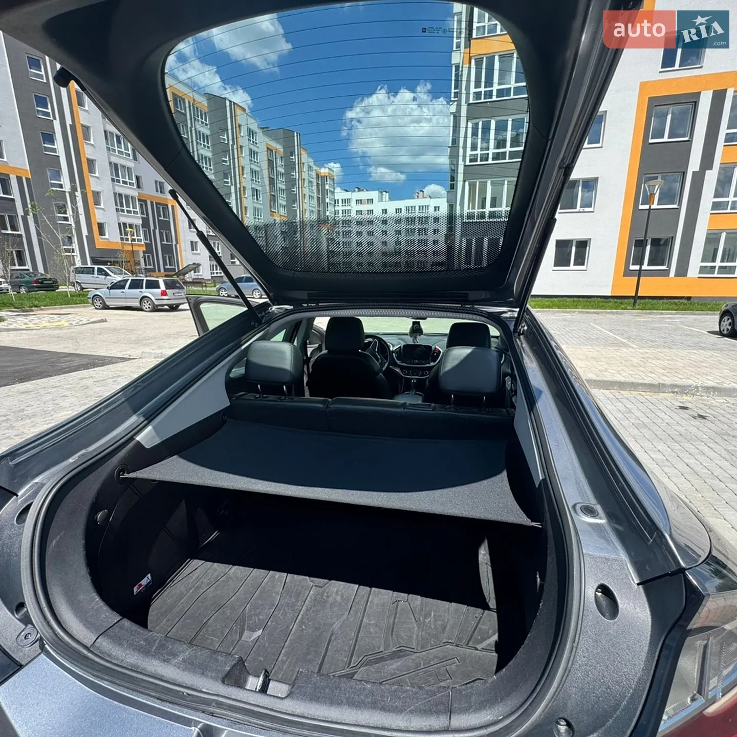 2018 Chevrolet Volt - мініатюра 9