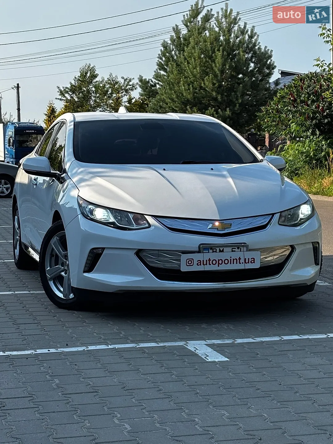 2018 Chevrolet Volt - фото 1