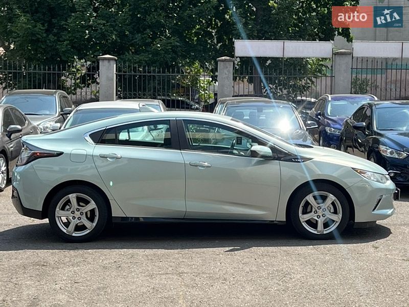 Хэтчбек Chevrolet Volt 2018 в Одессе
