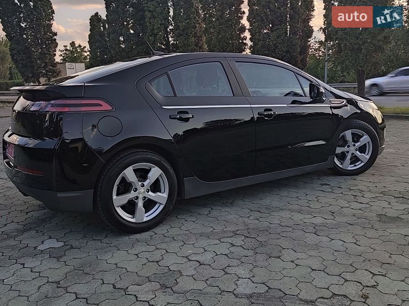 Хетчбек Chevrolet Volt 2014 в Дубні