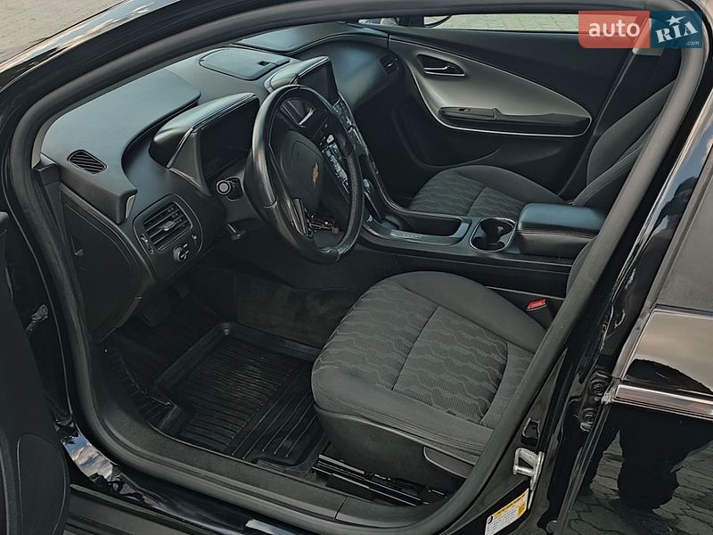 Хетчбек Chevrolet Volt 2014 в Дубні