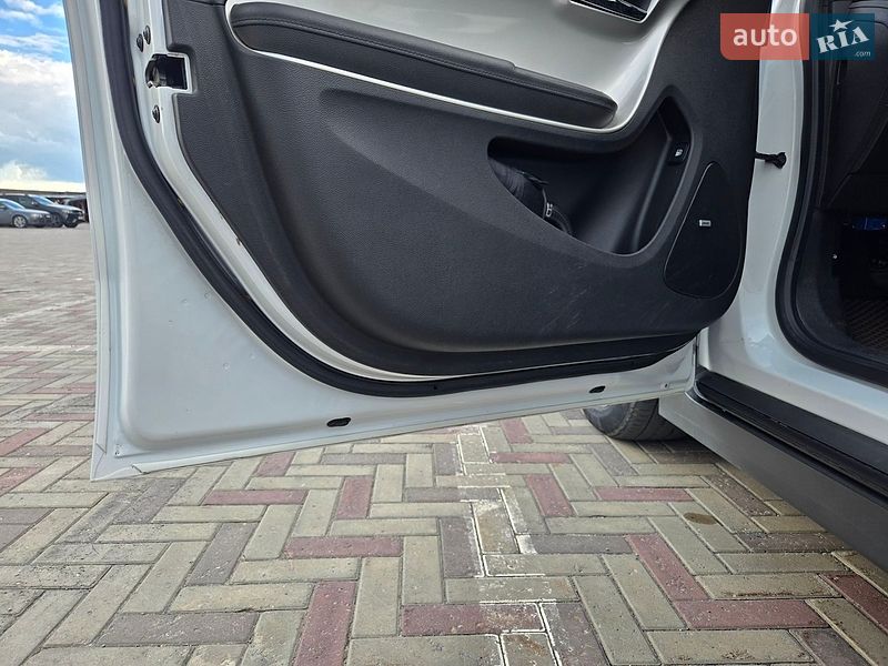 Хэтчбек Chevrolet Volt 2014 в Харькове