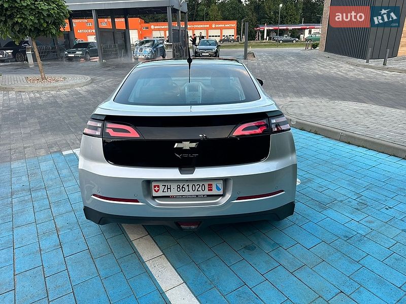 Хэтчбек Chevrolet Volt 2011 в Луцке