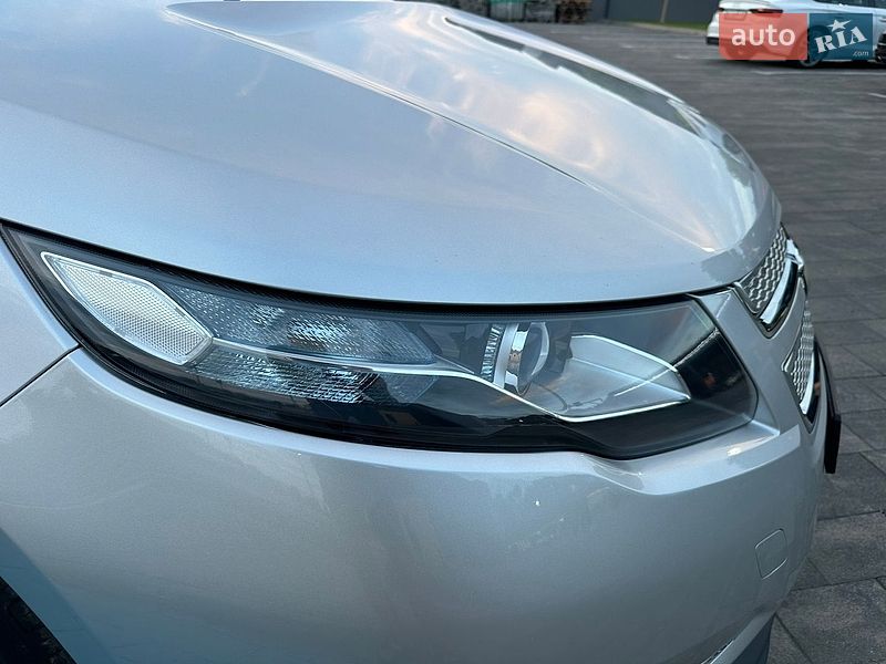 Хэтчбек Chevrolet Volt 2011 в Луцке