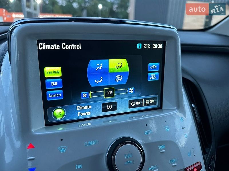 Хэтчбек Chevrolet Volt 2011 в Луцке