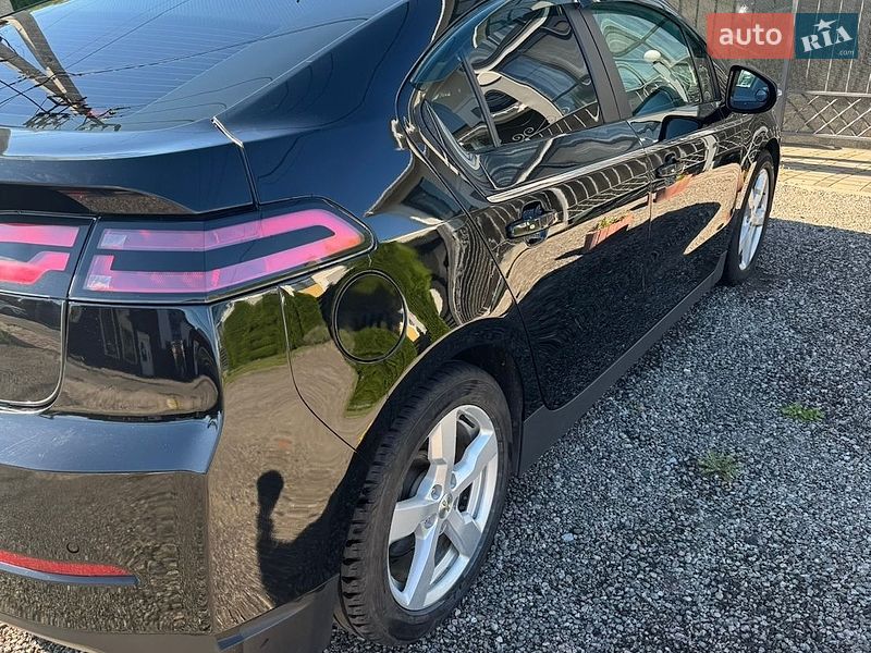 Хетчбек Chevrolet Volt 2015 в Києві