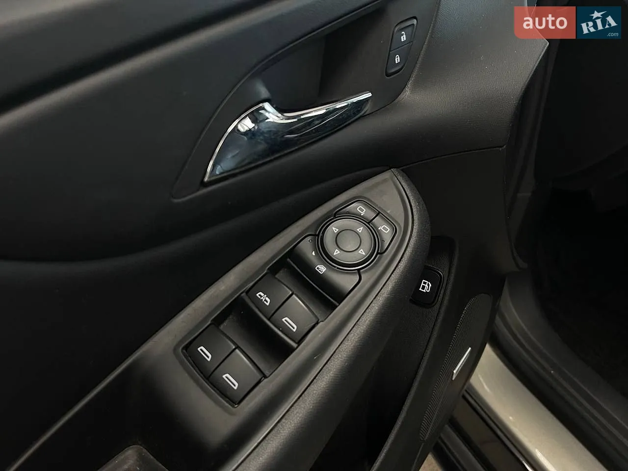 2017 Chevrolet Volt - мініатюра 17