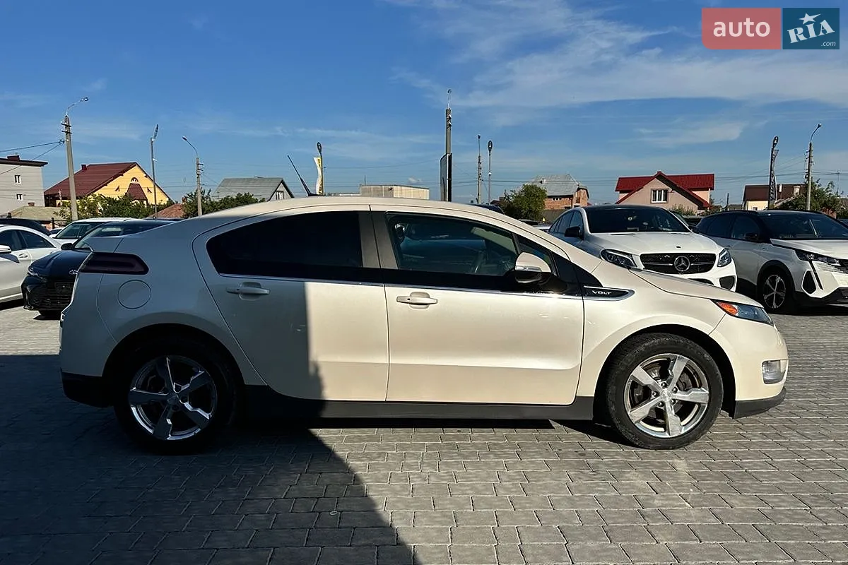 2013 Chevrolet Volt - мініатюра 8