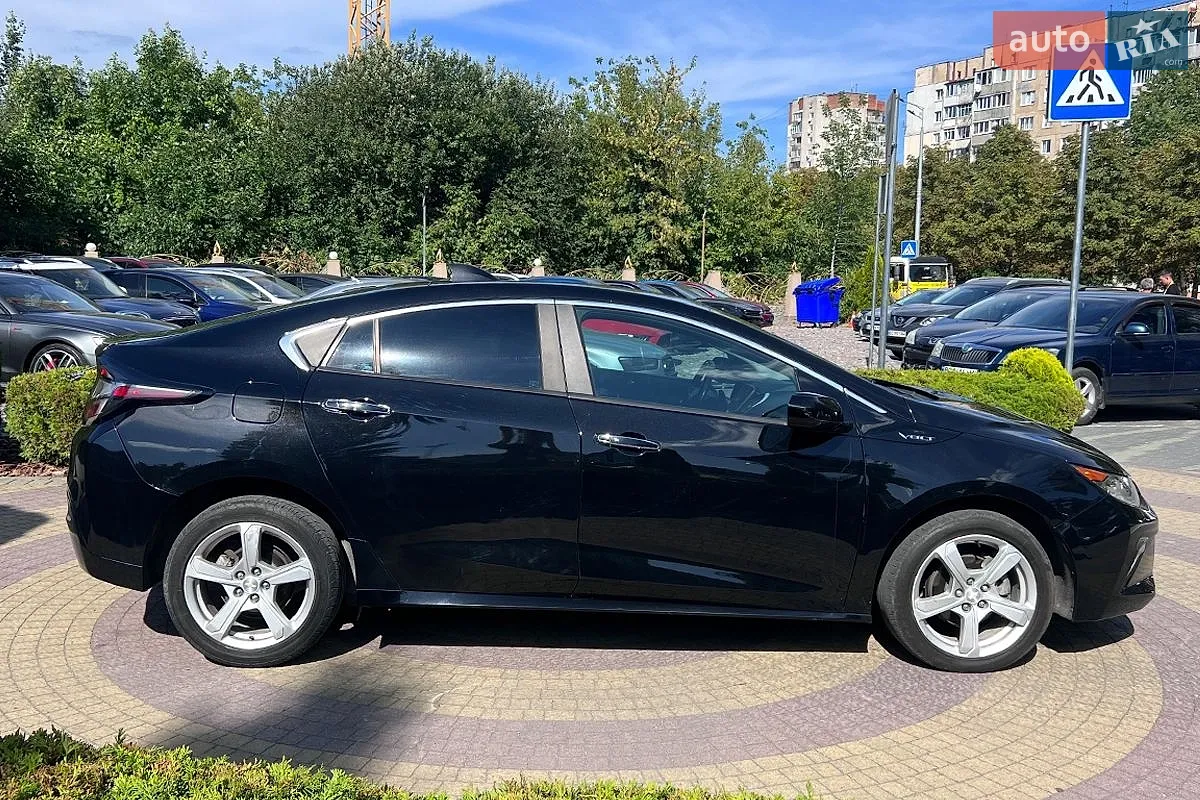 2016 Chevrolet Volt - мініатюра 8