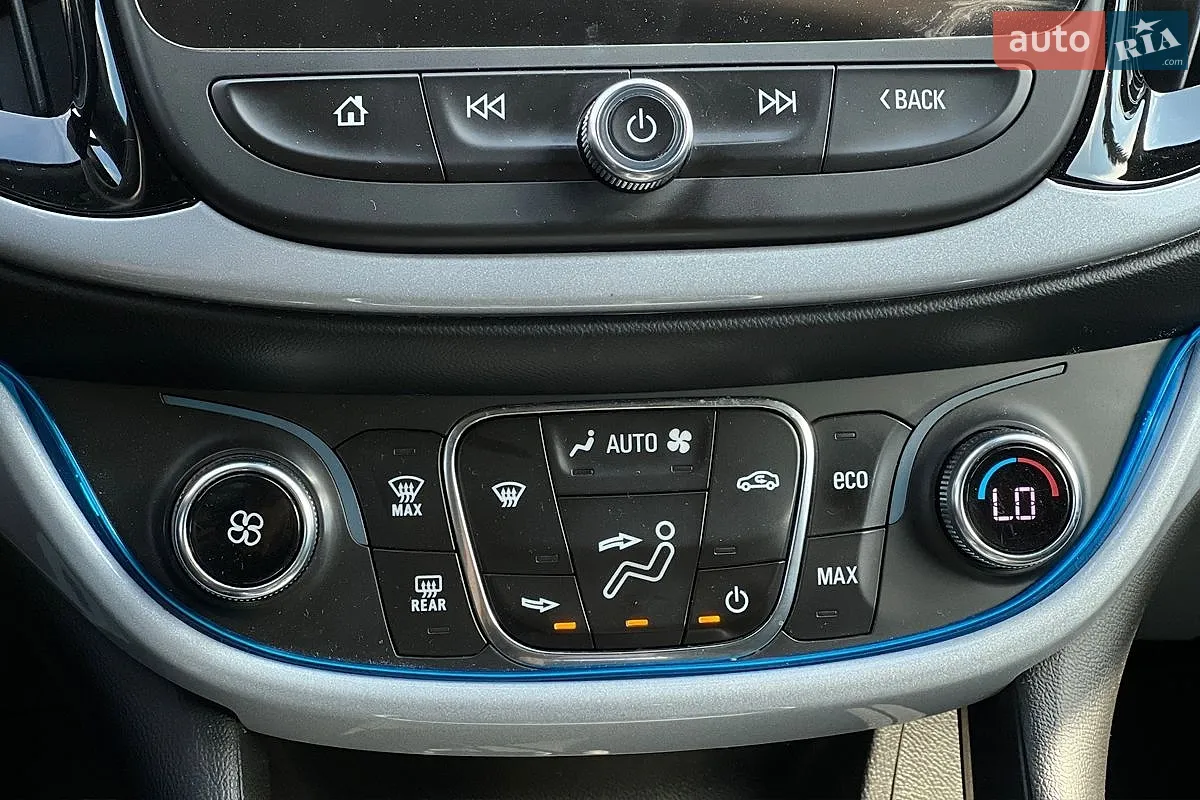 2016 Chevrolet Volt - мініатюра 17