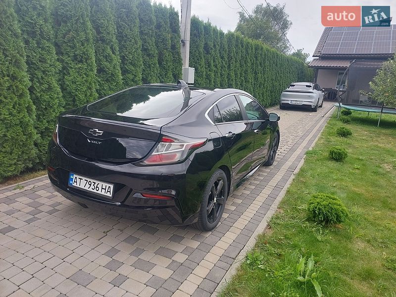 Хетчбек Chevrolet Volt 2017 в Калуші