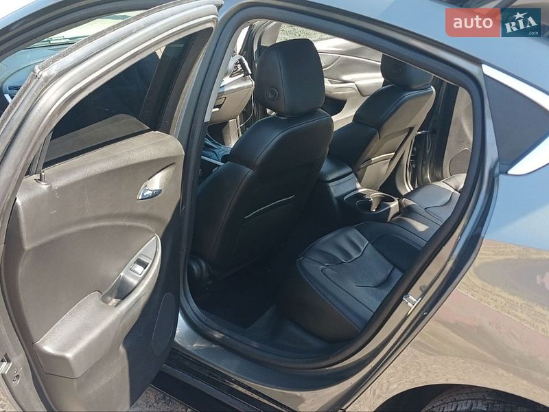 Хетчбек Chevrolet Volt 2016 в Одесі