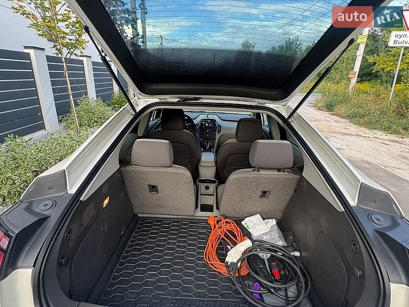 Хетчбек Chevrolet Volt 2012 в Києві