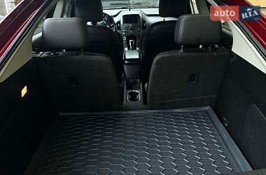 Хэтчбек Chevrolet Volt 2011 в Черновцах