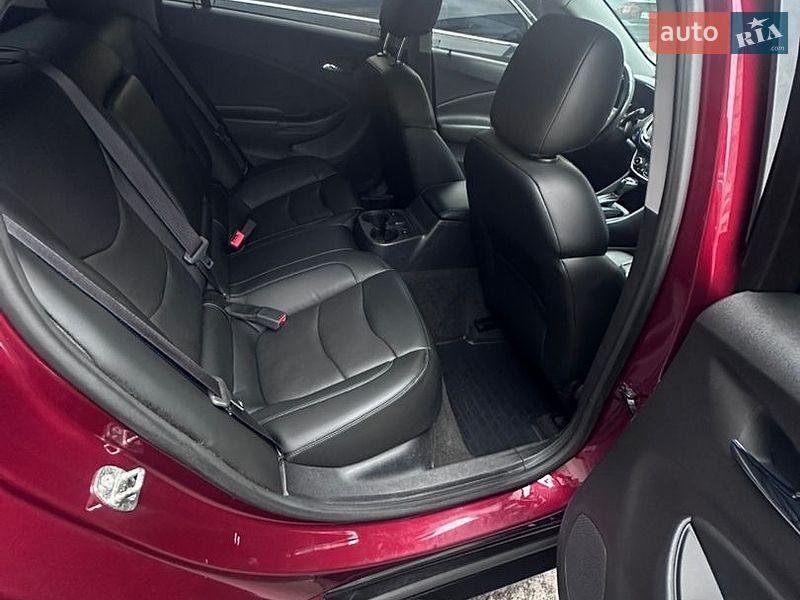 Хетчбек Chevrolet Volt 2016 в Києві фото 13 Хетчбек Chevrolet Volt 2016 в Києві