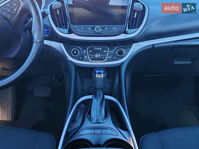 Хэтчбек Chevrolet Volt 2016 в Львове