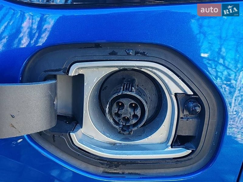 Хэтчбек Chevrolet Volt 2016 в Львове