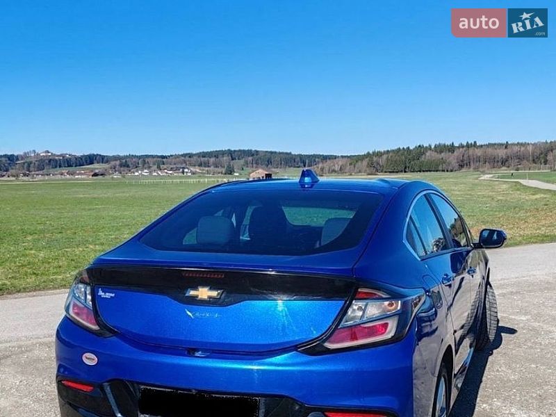 Хэтчбек Chevrolet Volt 2016 в Львове