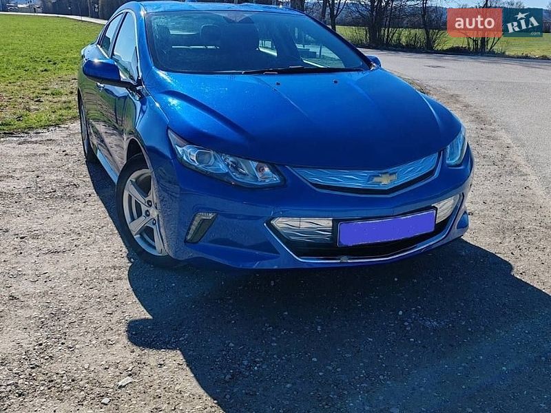Хэтчбек Chevrolet Volt 2016 в Львове