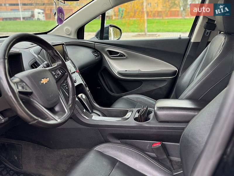 Хэтчбек Chevrolet Volt 2013 в Измаиле