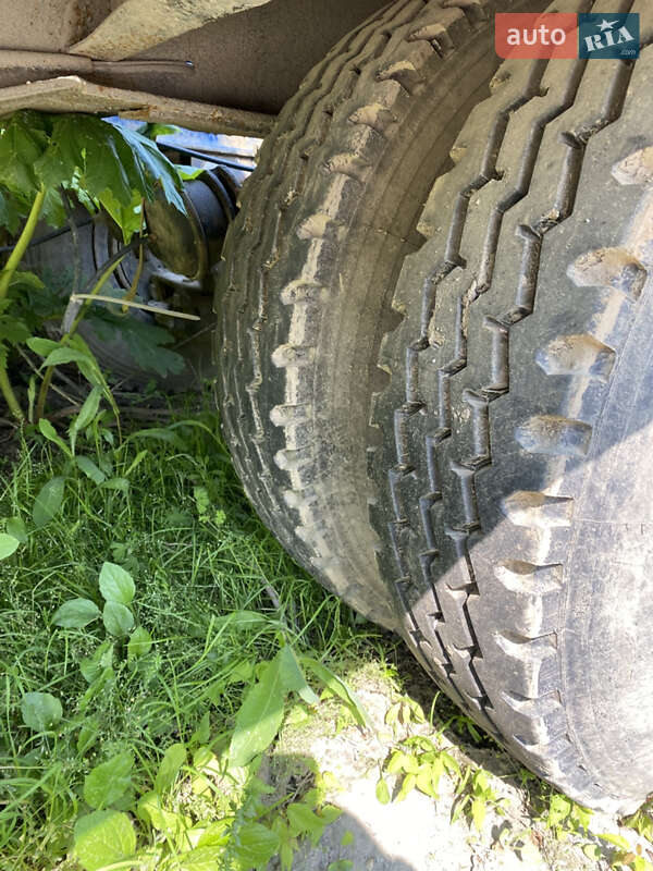 Бортовой полуприцеп ЧМЗАП 5523 1986 в Сатанове