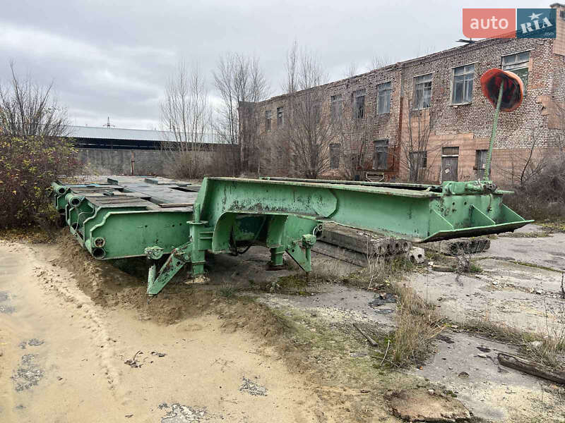 Лафет ЧМЗАП 9399 1983 в Ватутино