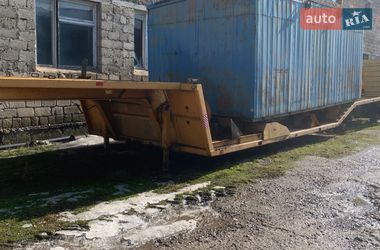 Низкорамная платформа ЧМЗАП 9990 2000 в Новоднестровске