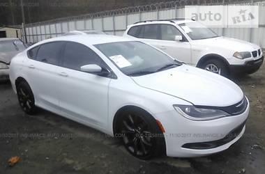 Седан Chrysler 200 2015 в Кривом Роге