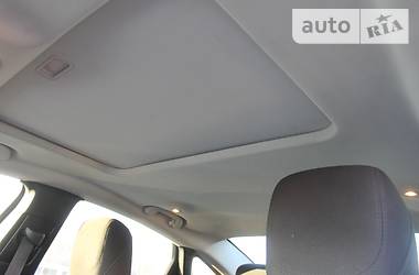 Седан Chrysler 200 2015 в 