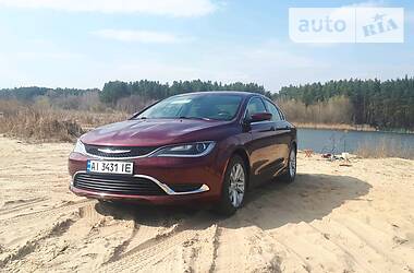 Седан Chrysler 200 2015 в Киеве