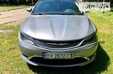 Седан Chrysler 200 2015 в Хмельницком