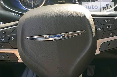 Седан Chrysler 200 2015 в Покровському