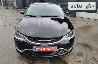 Седан Chrysler 200 2015 в Полтаве